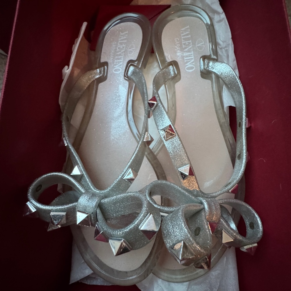 Valentino Rockstud Black Bow Jelly Thong Sandal Flip Flop Size 37
